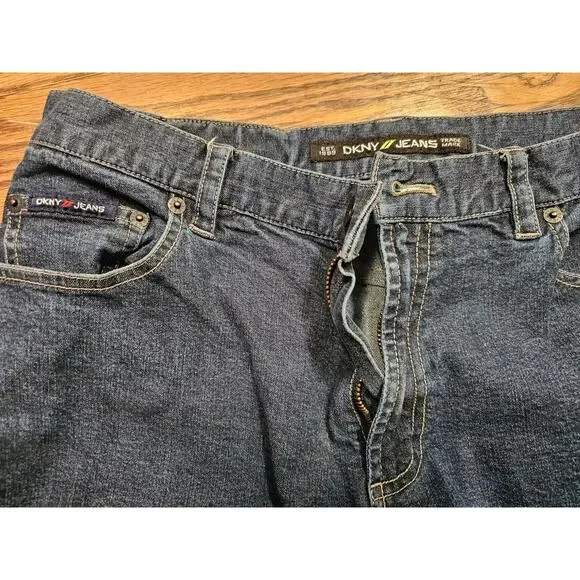 DKNY Y2K Style Women’s Jeans 8 Jean Straight Leg Bootcut RN52002 - Picture 2 of 4